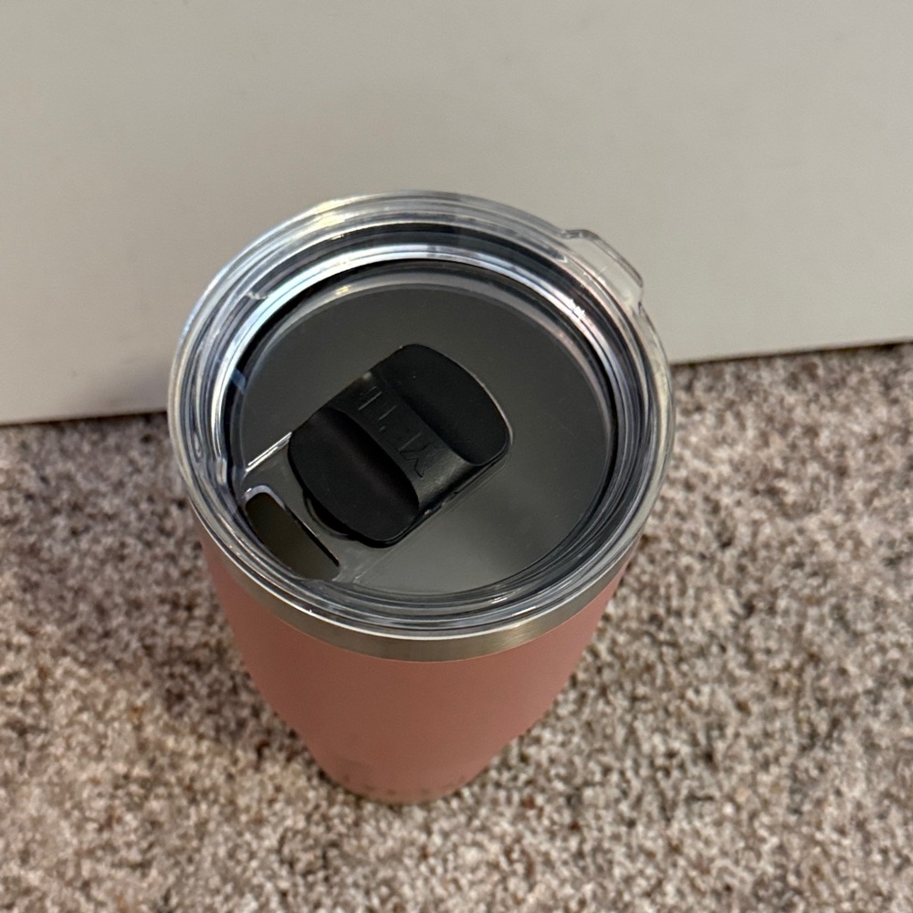 YETI pink 30 oz Tumbler - Picture 3 of 4